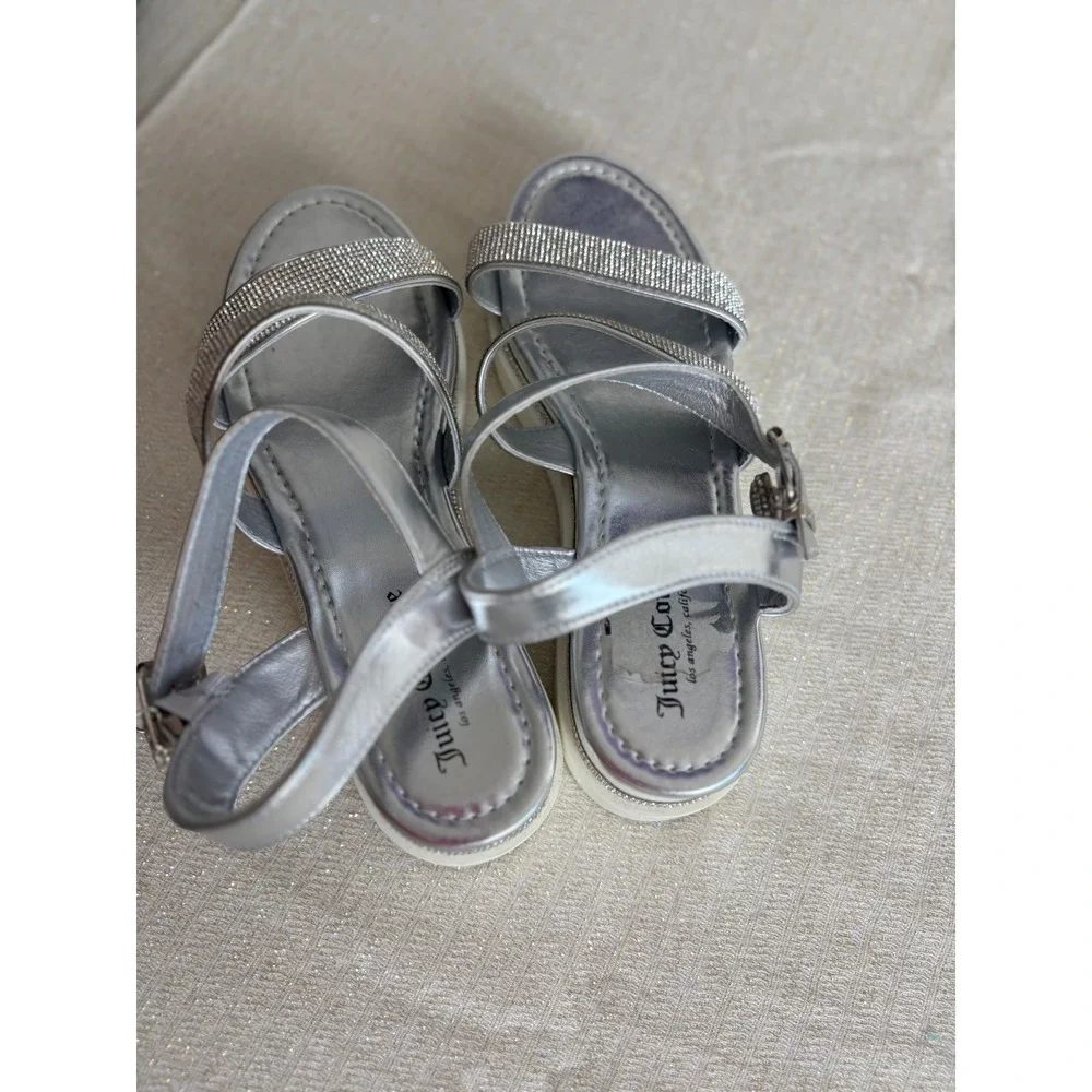 Juicy Couture Tonko‎ Silver Metallic Rhinestone Platform Sandals Womens 9.5